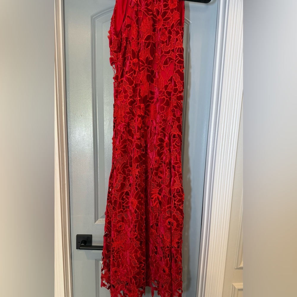 BOSTON PROPER
Mock Neck Velvet Lace Midi Dress
Excellent condition. Worn once - Picture 11 of 13